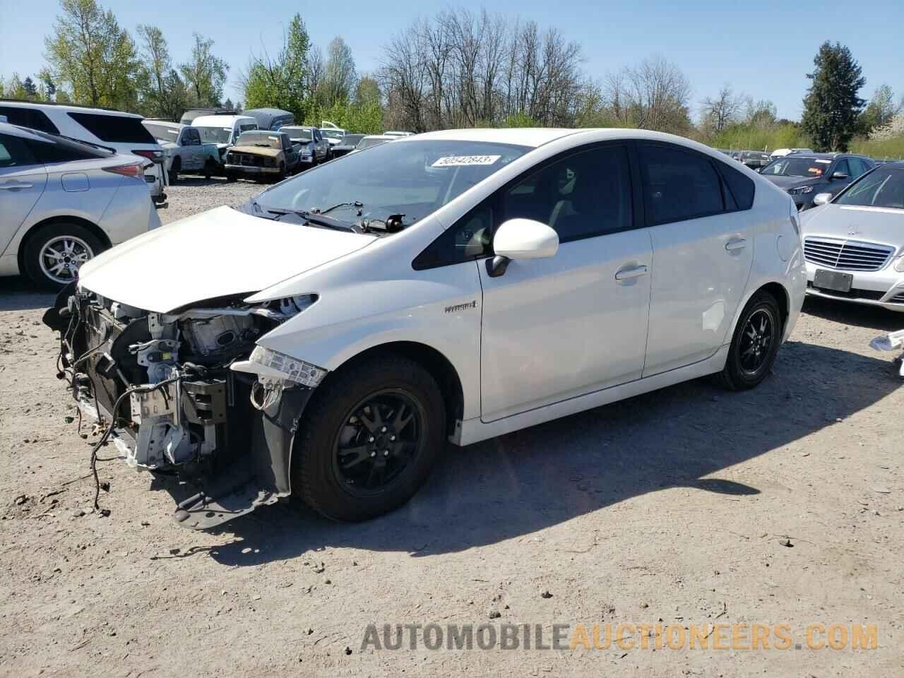 JTDKN3DU5F1894895 TOYOTA PRIUS 2015