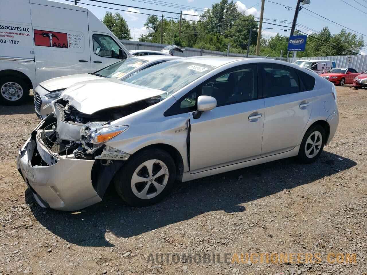 JTDKN3DU5F1895576 TOYOTA PRIUS 2015