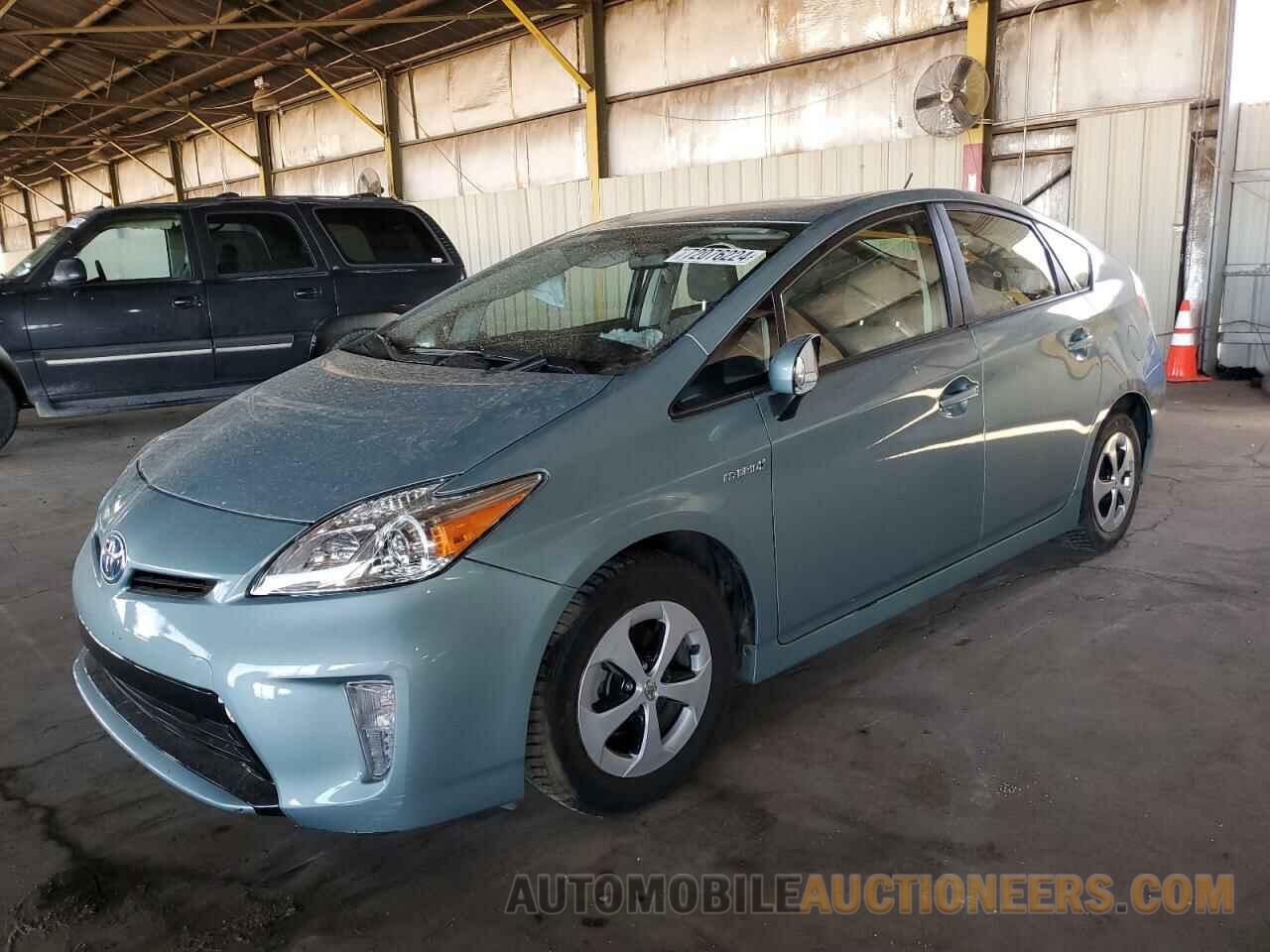 JTDKN3DU5F1898980 TOYOTA PRIUS 2015