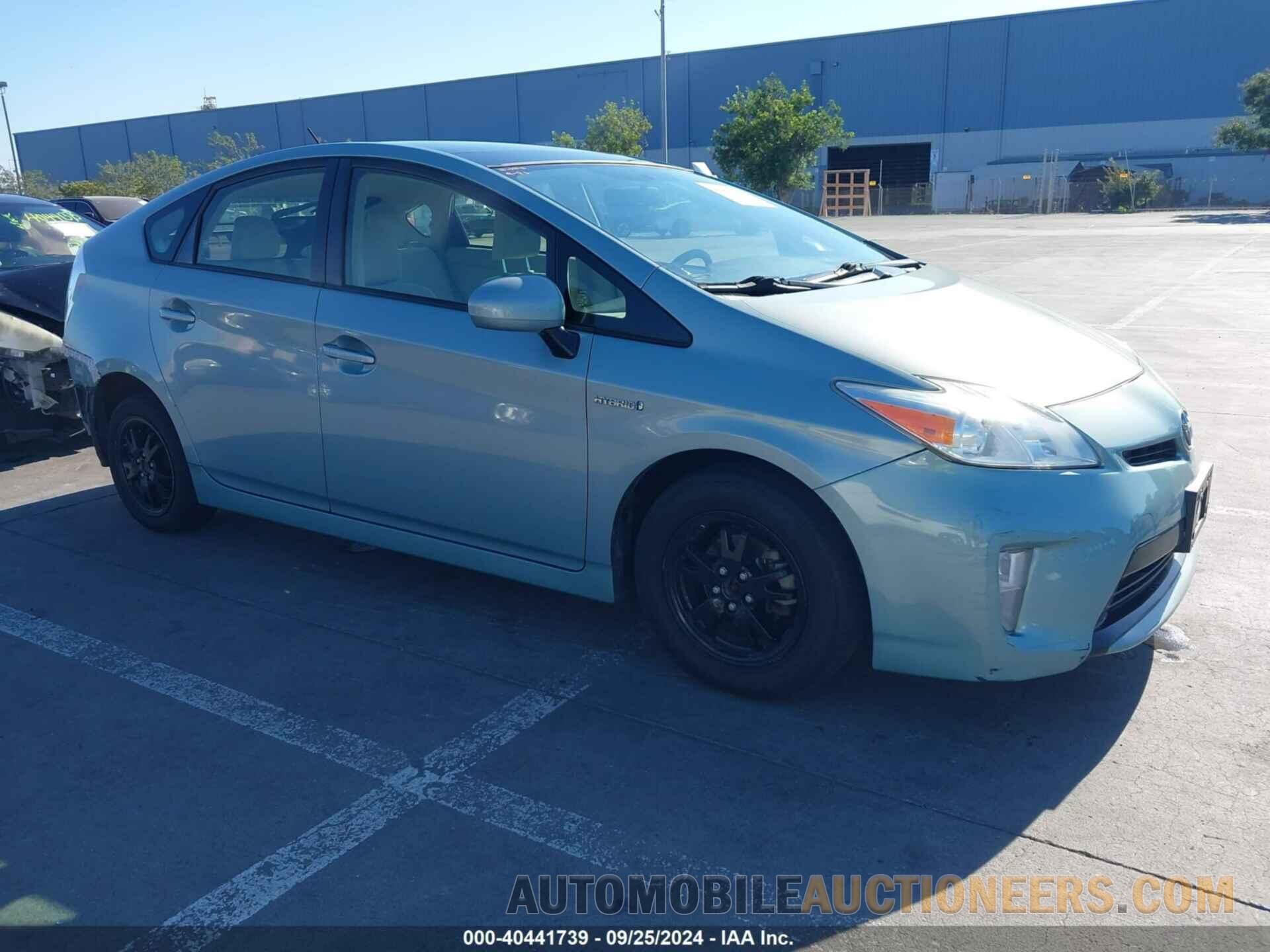 JTDKN3DU5F1900016 TOYOTA PRIUS 2015