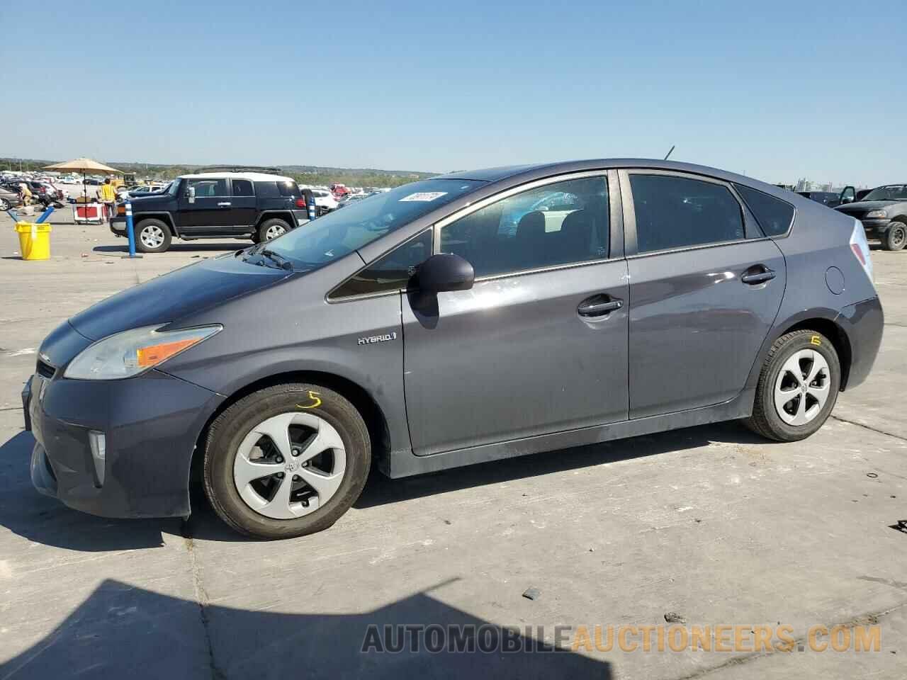 JTDKN3DU5F1905930 TOYOTA PRIUS 2015