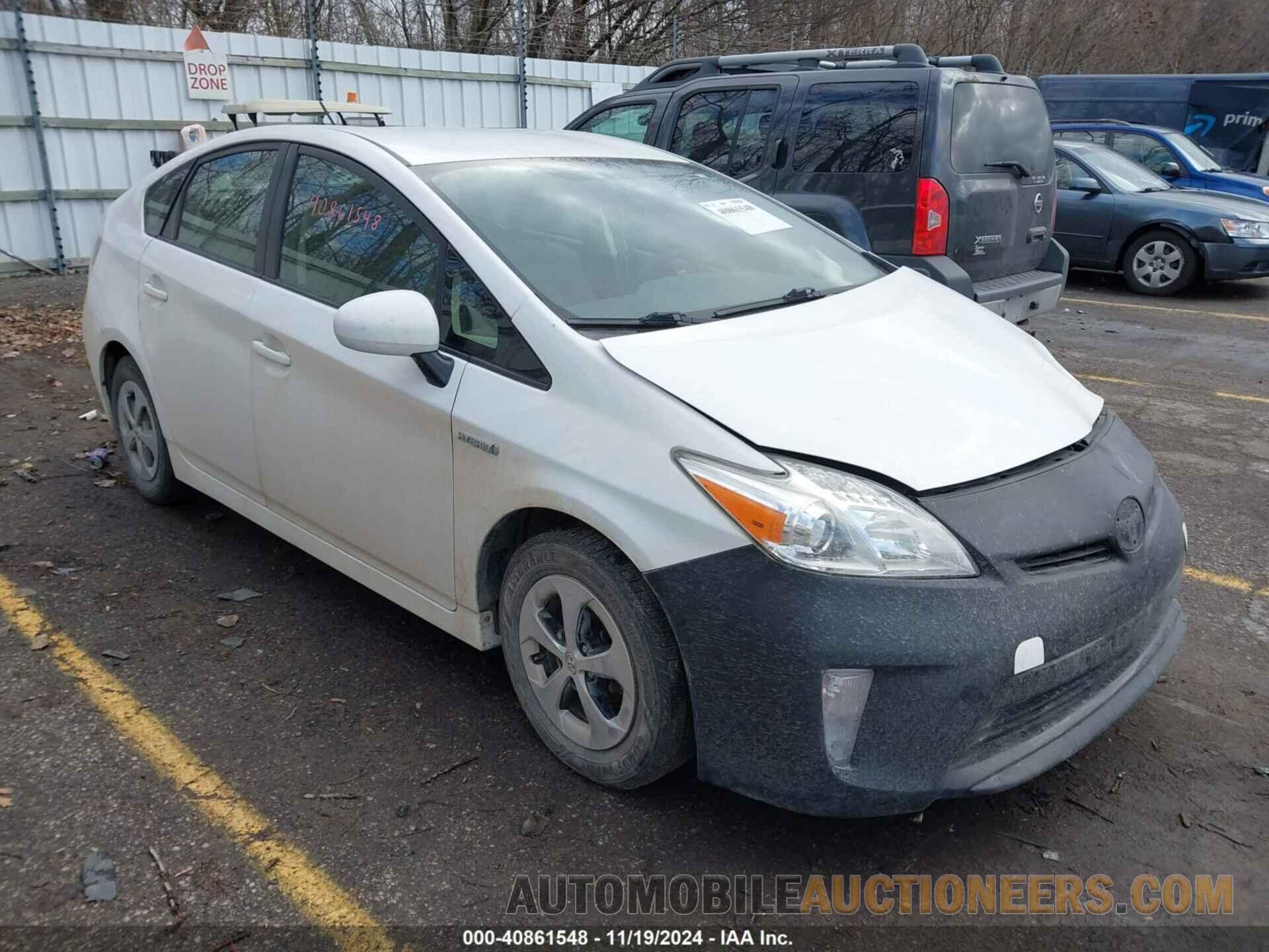 JTDKN3DU5F1910738 TOYOTA PRIUS 2015