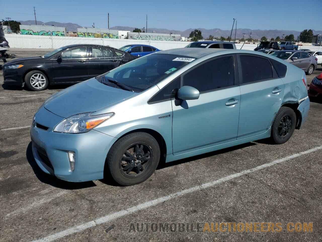 JTDKN3DU5F1911453 TOYOTA PRIUS 2015