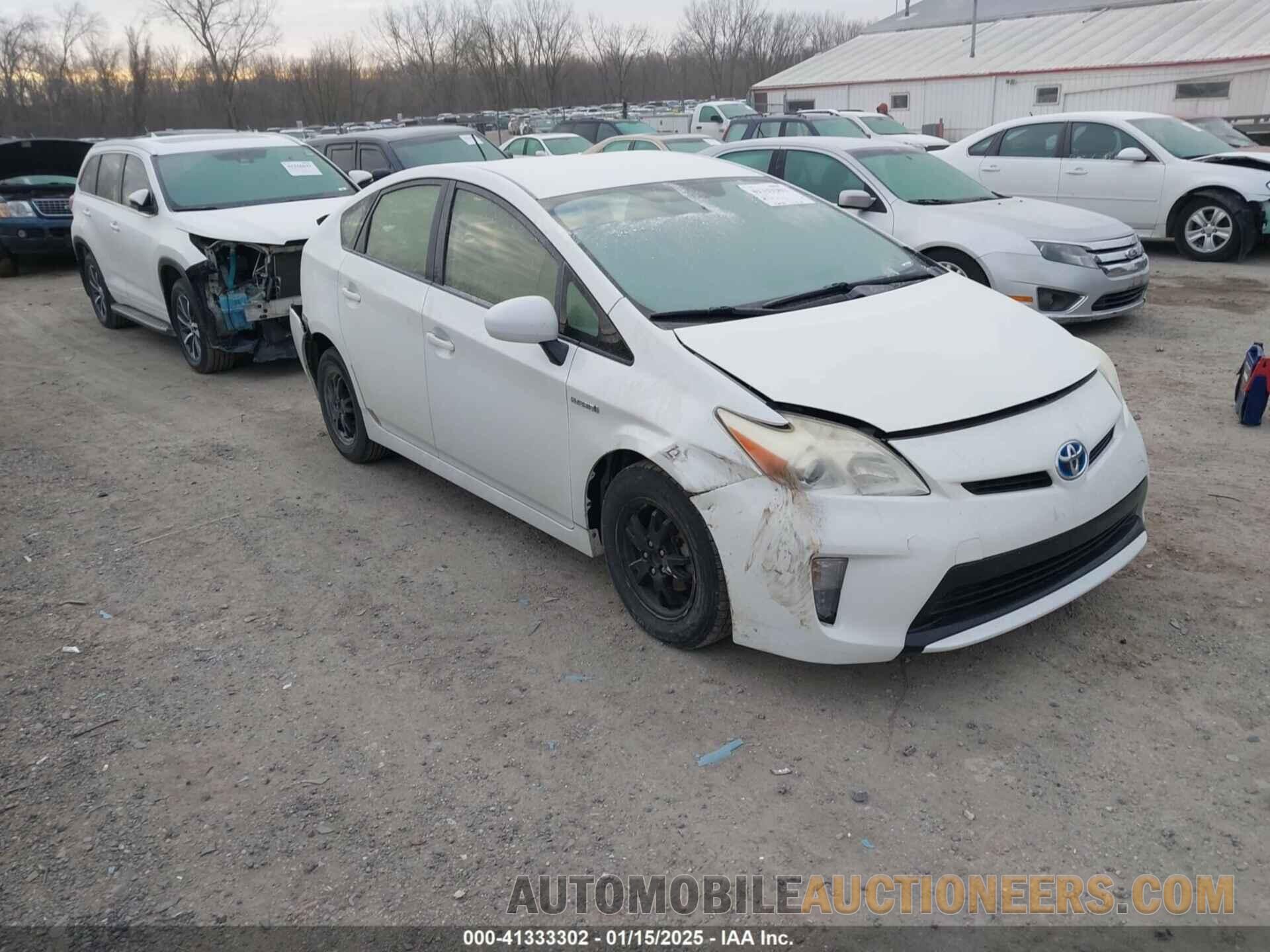 JTDKN3DU5F1917849 TOYOTA PRIUS 2015