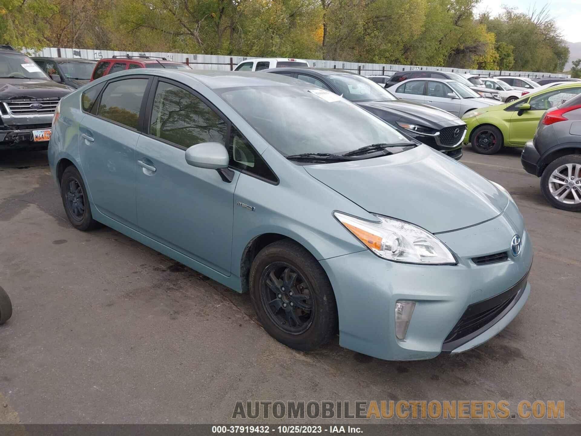 JTDKN3DU5F1921433 TOYOTA PRIUS 2015