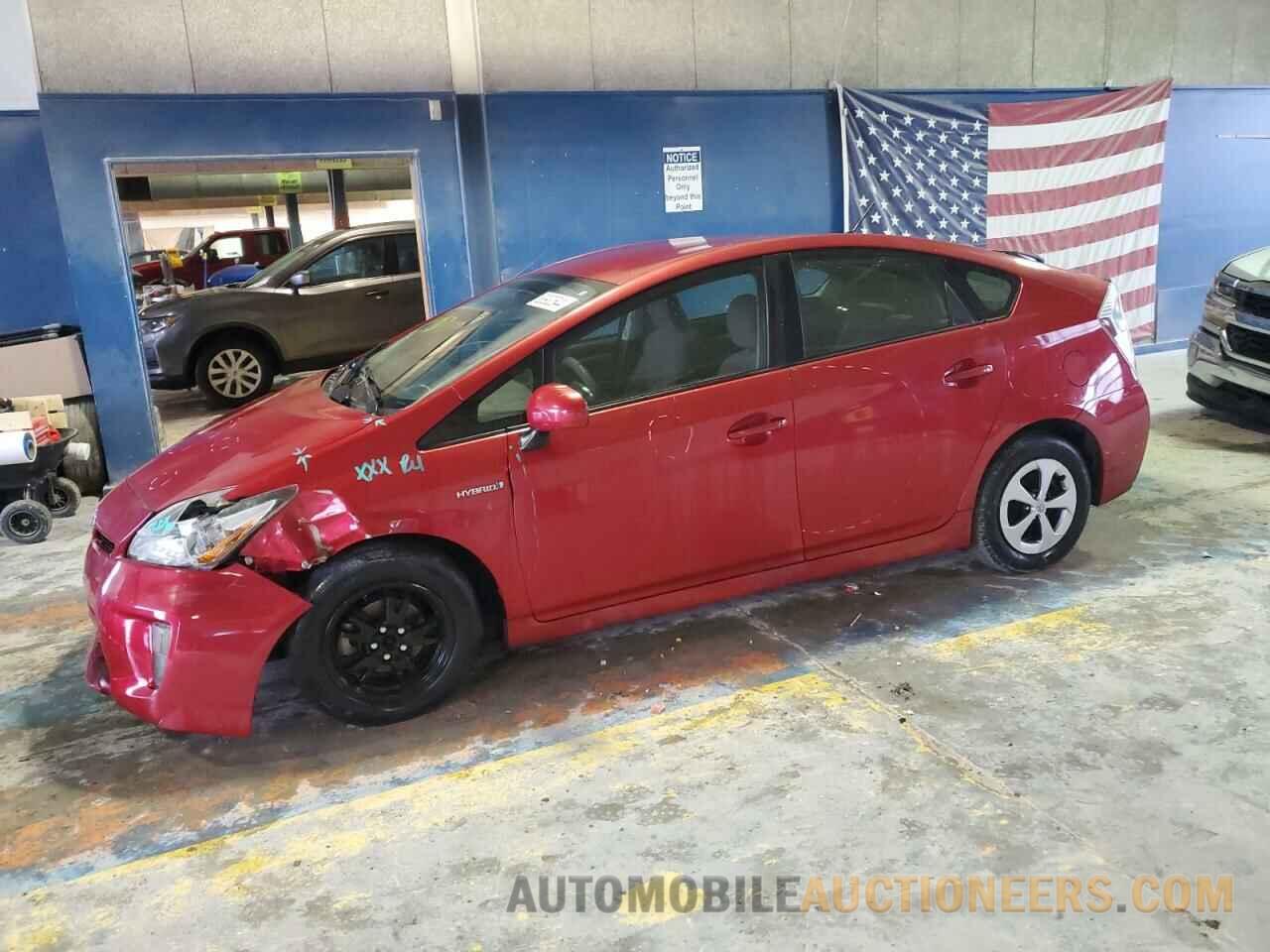 JTDKN3DU5F1925398 TOYOTA PRIUS 2015