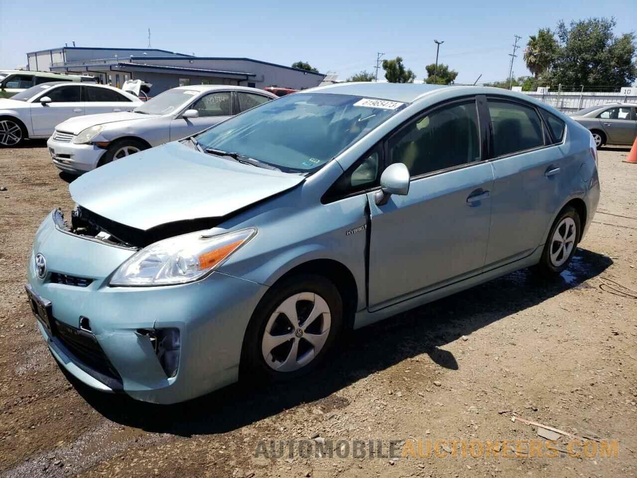 JTDKN3DU5F1932366 TOYOTA PRIUS 2015