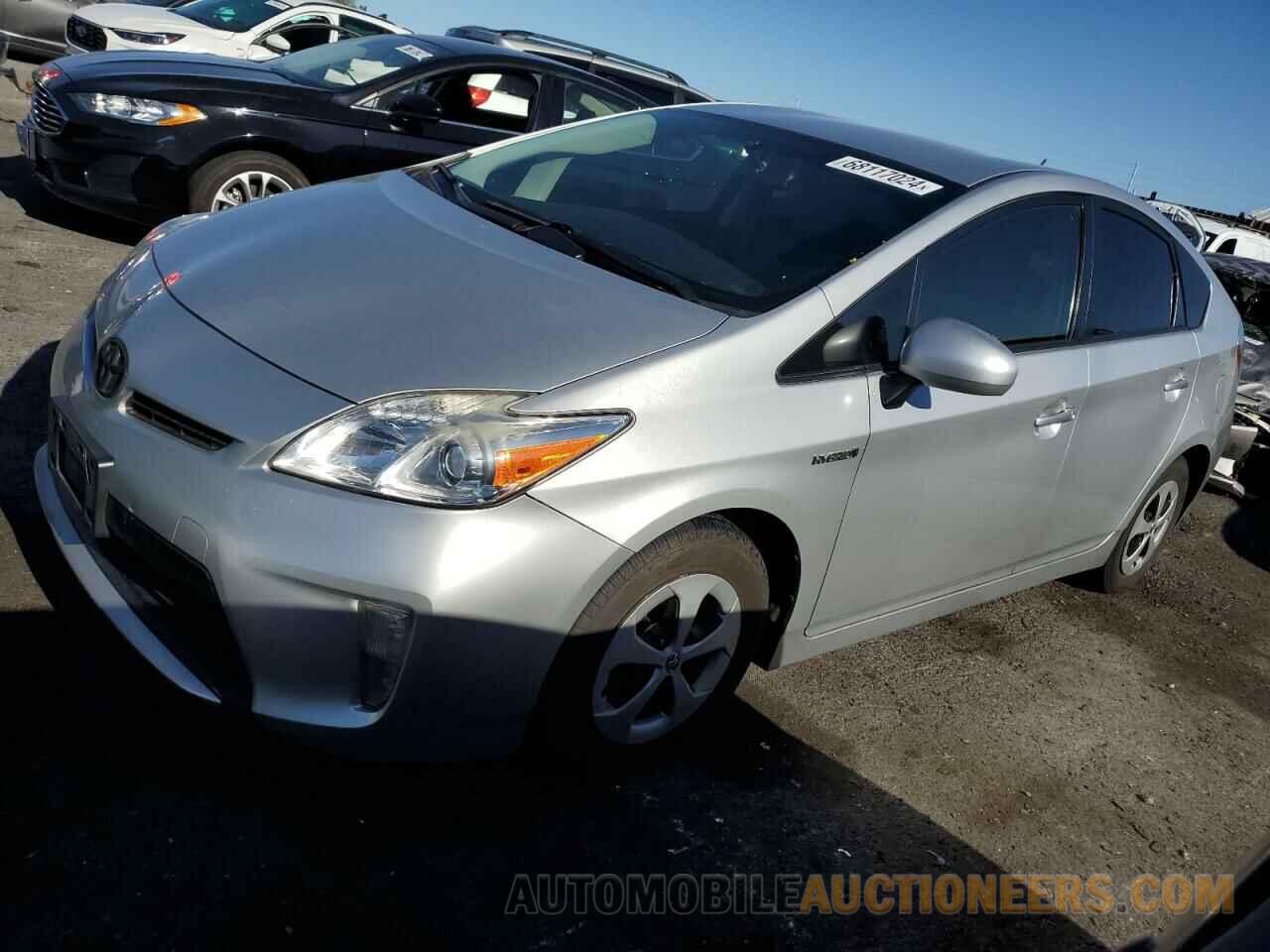 JTDKN3DU5F1934991 TOYOTA PRIUS 2015