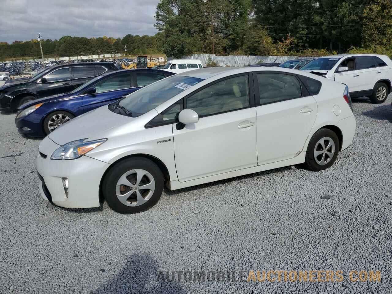 JTDKN3DU5F1935235 TOYOTA PRIUS 2015