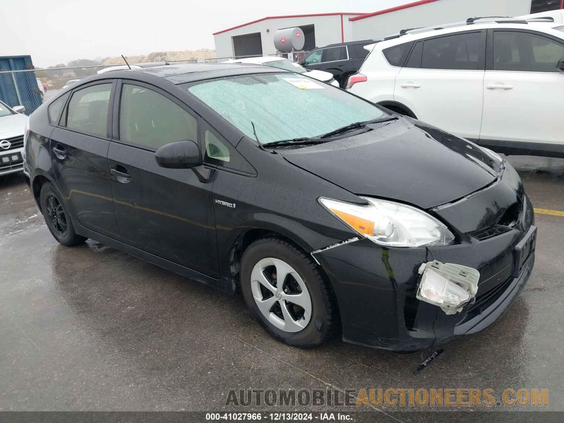 JTDKN3DU5F1945070 TOYOTA PRIUS 2015