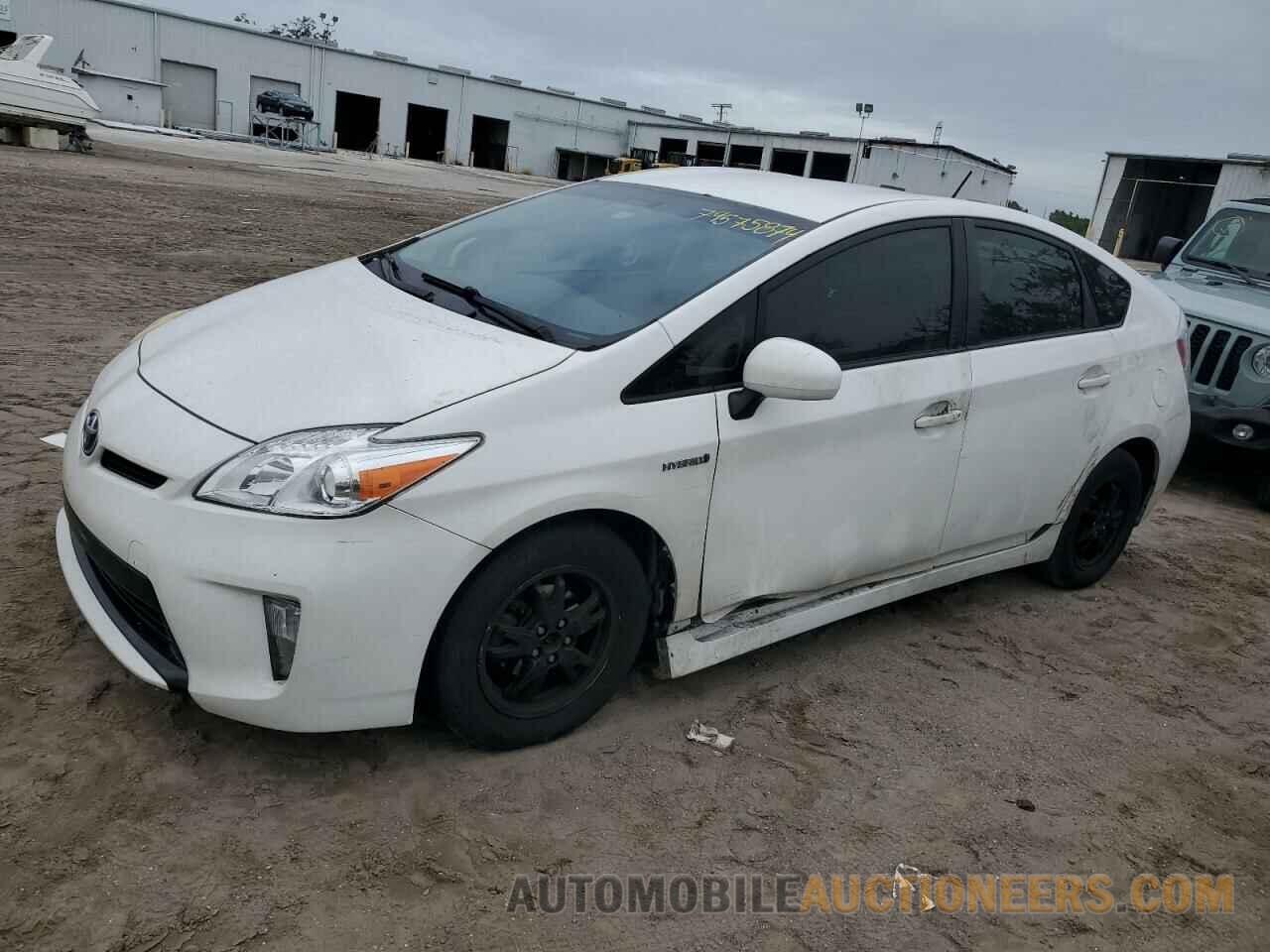 JTDKN3DU5F1954559 TOYOTA PRIUS 2015