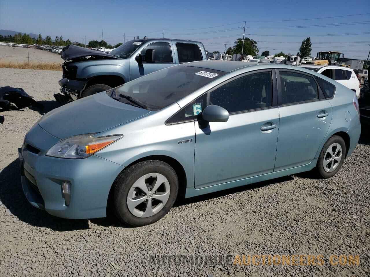 JTDKN3DU5F1959793 TOYOTA PRIUS 2015