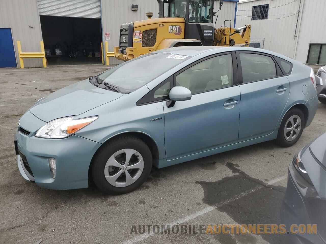 JTDKN3DU5F1981731 TOYOTA PRIUS 2015