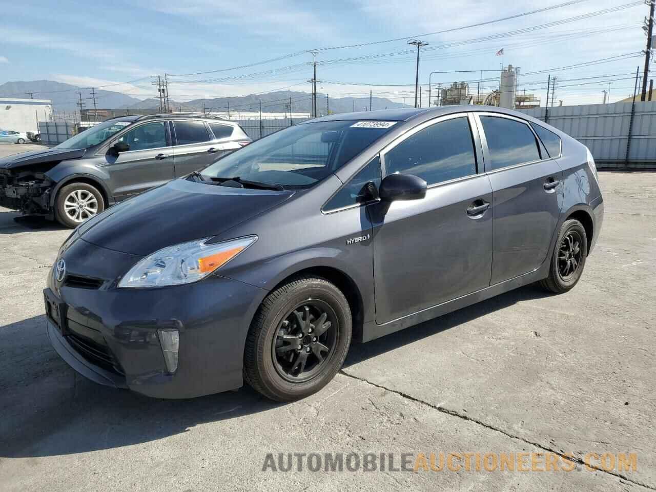 JTDKN3DU5F1983043 TOYOTA PRIUS 2015