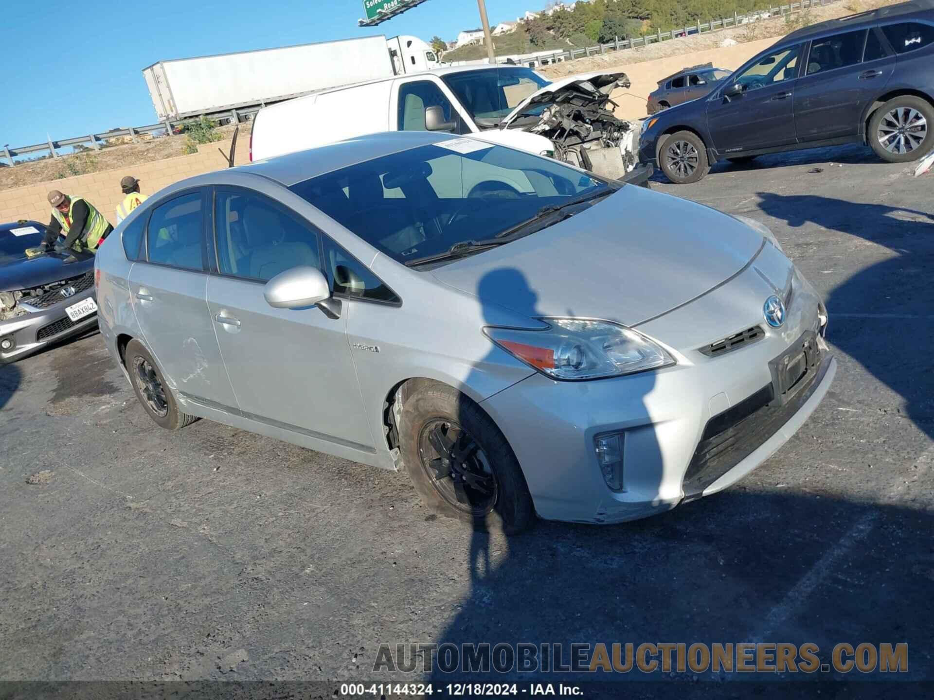 JTDKN3DU6D0351039 TOYOTA PRIUS 2013