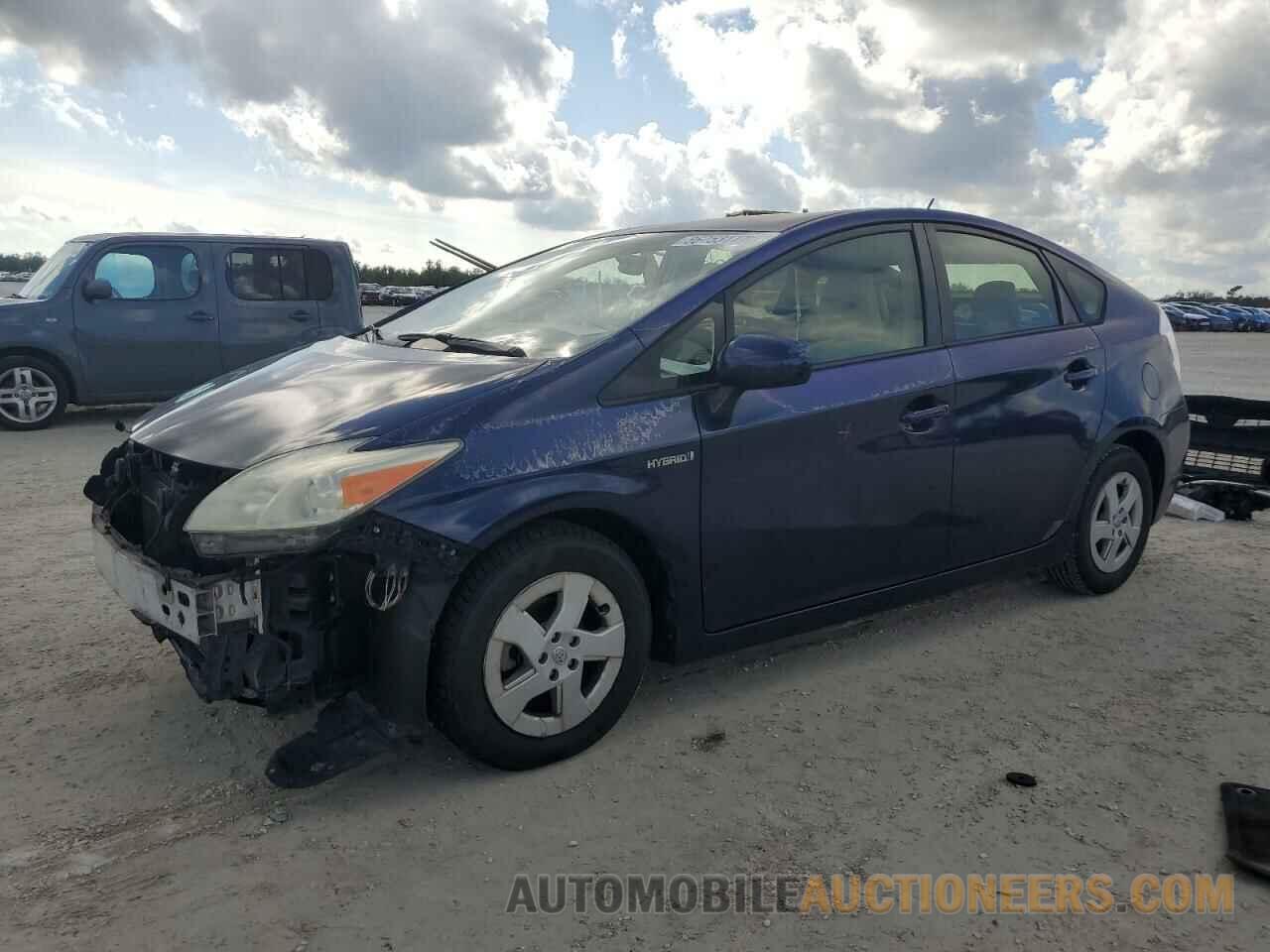 JTDKN3DU6E1744129 TOYOTA PRIUS 2014