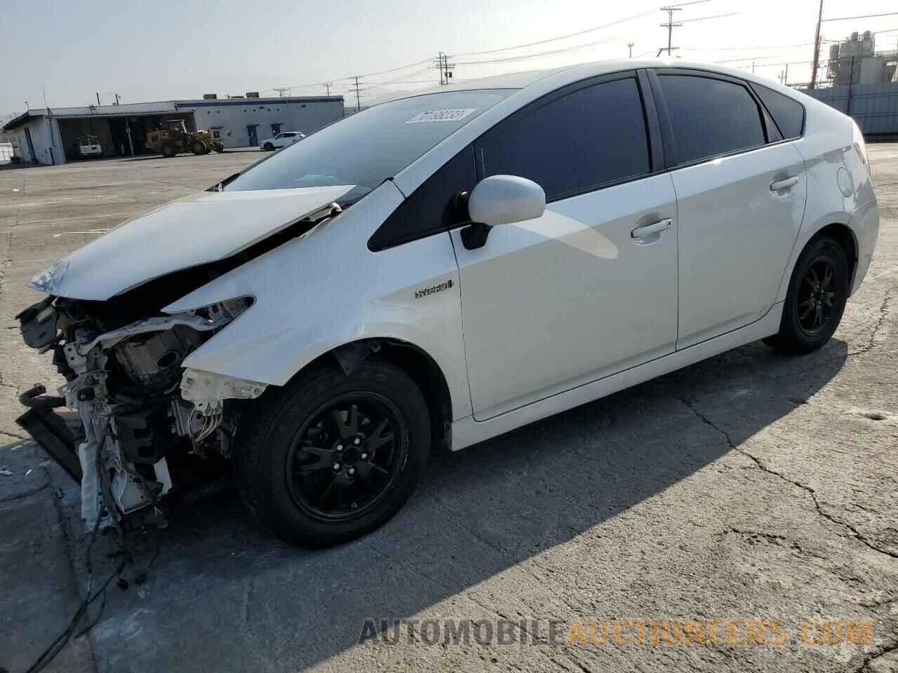 JTDKN3DU6F0397828 TOYOTA PRIUS 2015