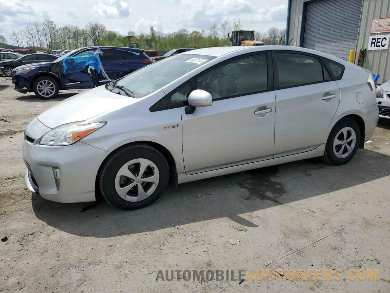 JTDKN3DU6F0398395 TOYOTA PRIUS 2015