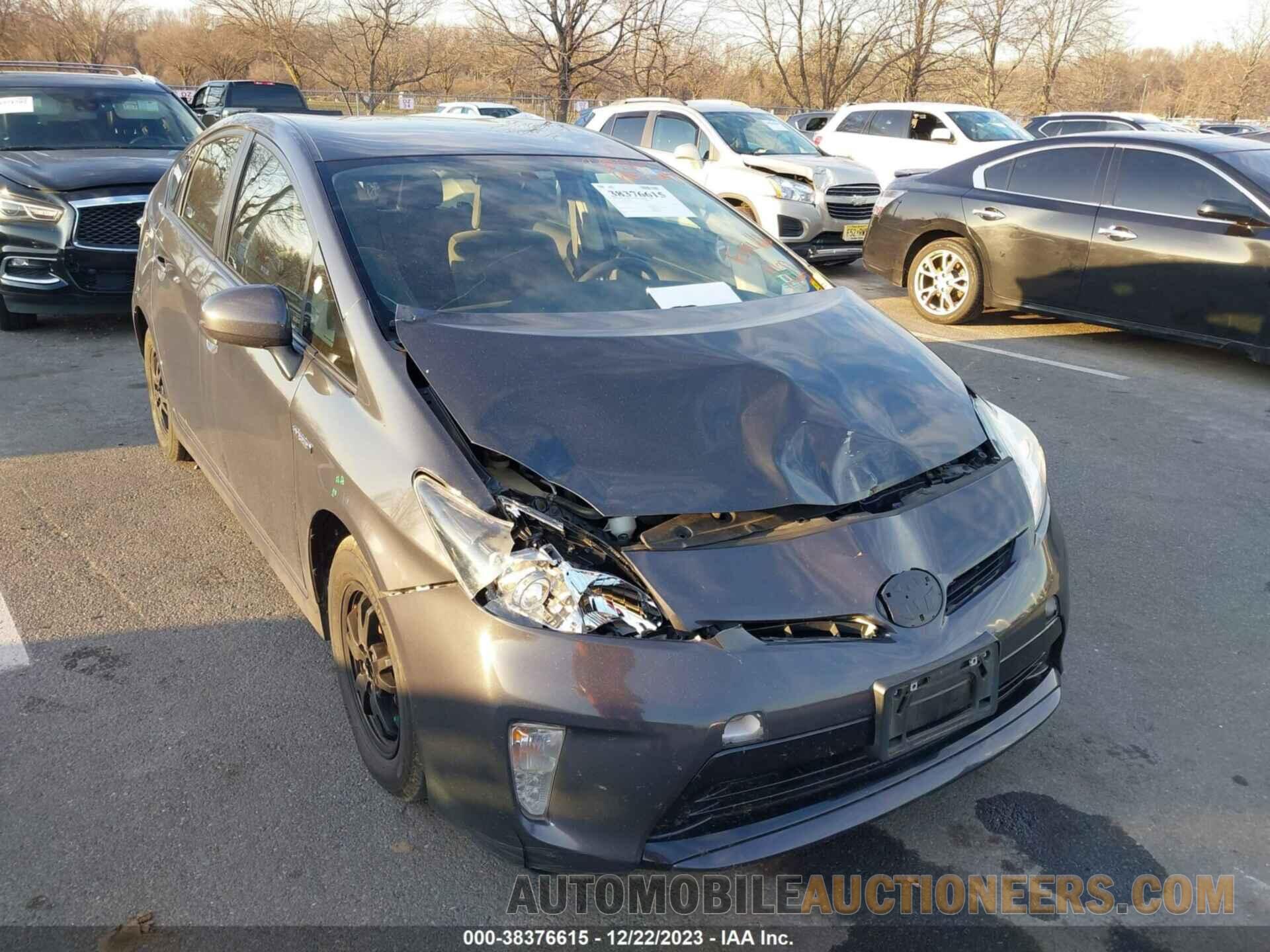 JTDKN3DU6F0399160 TOYOTA PRIUS 2015