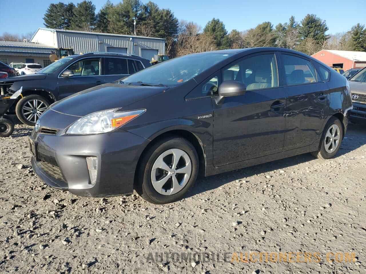 JTDKN3DU6F0424588 TOYOTA PRIUS 2015