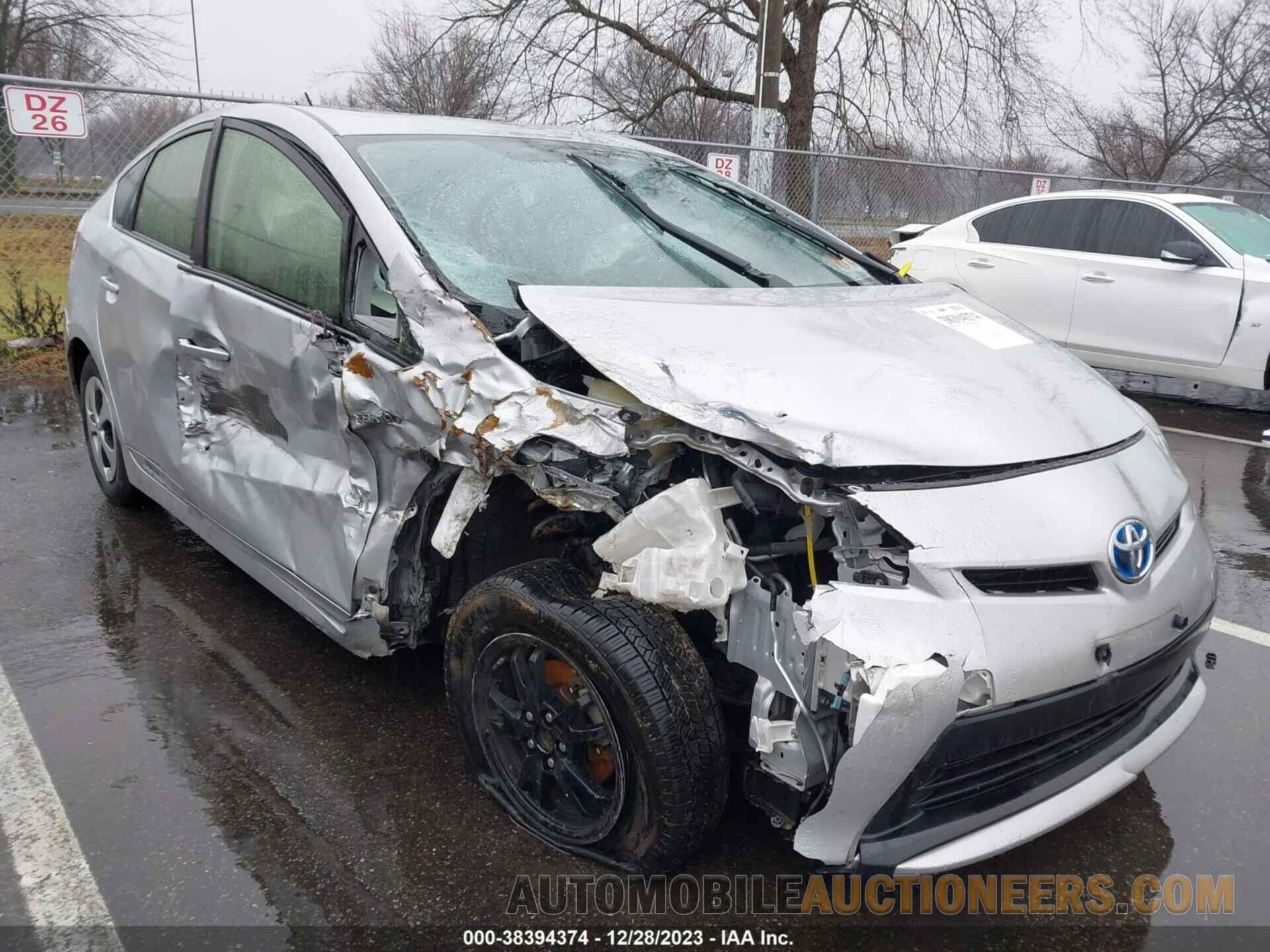 JTDKN3DU6F0452696 TOYOTA PRIUS 2015