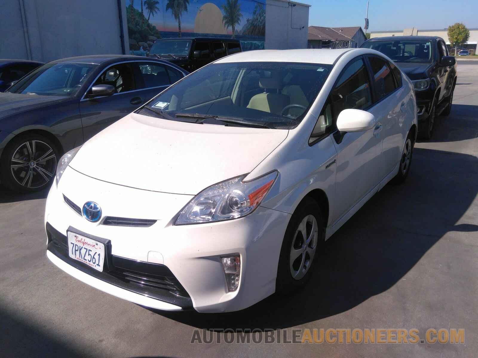 JTDKN3DU6F0454268 Toyota Prius 2015