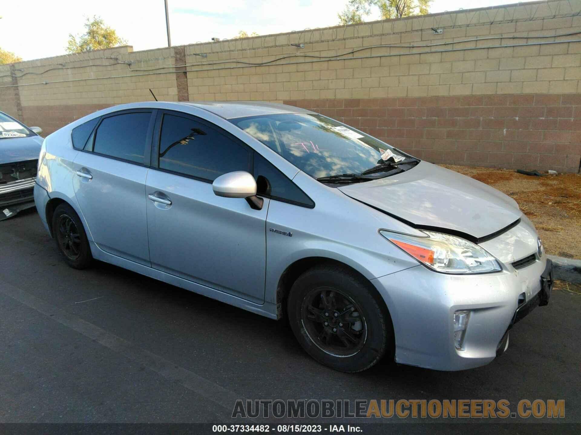 JTDKN3DU6F0464296 TOYOTA PRIUS 2015