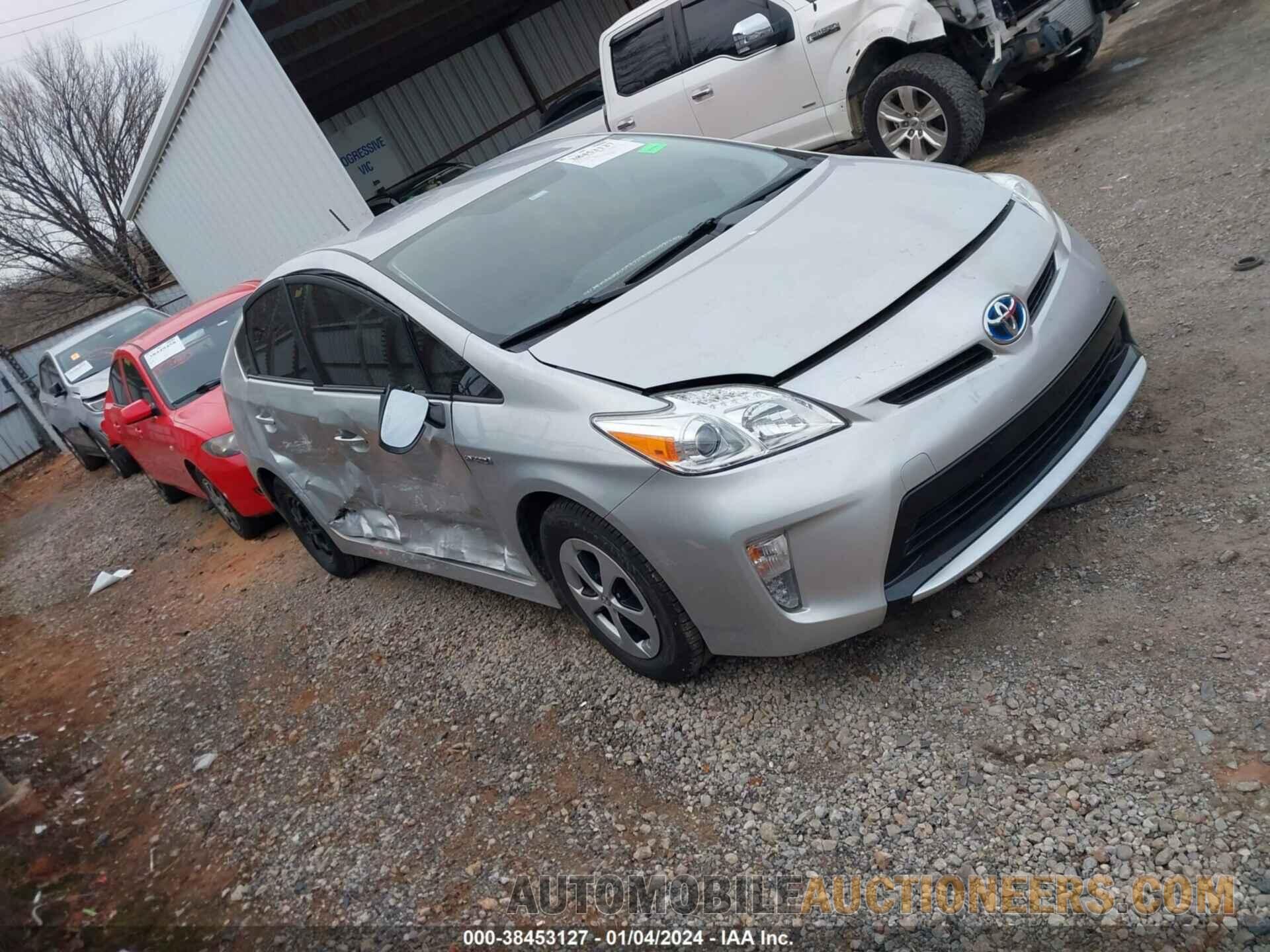 JTDKN3DU6F0465951 TOYOTA PRIUS 2015