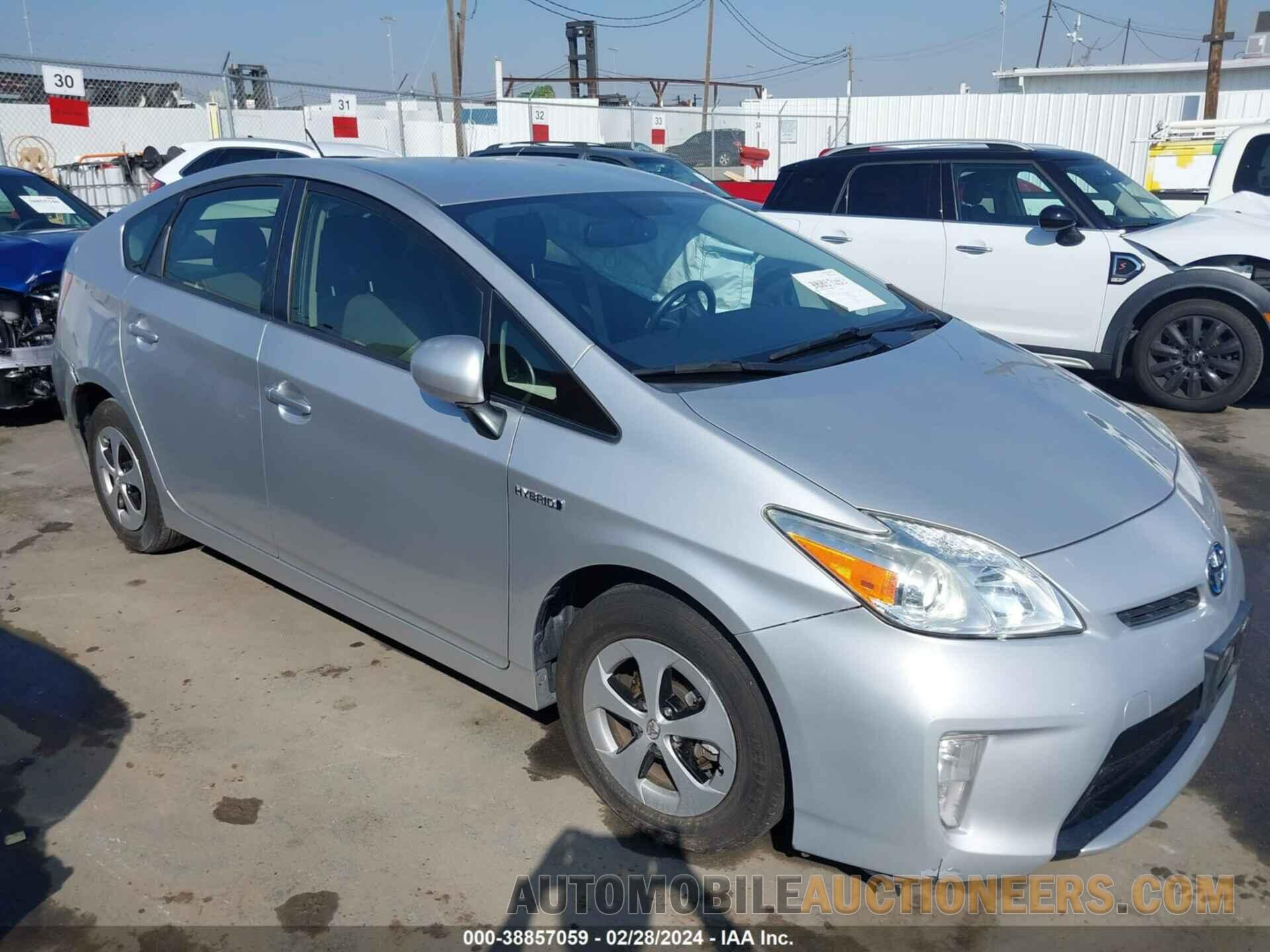 JTDKN3DU6F0470809 TOYOTA PRIUS 2015