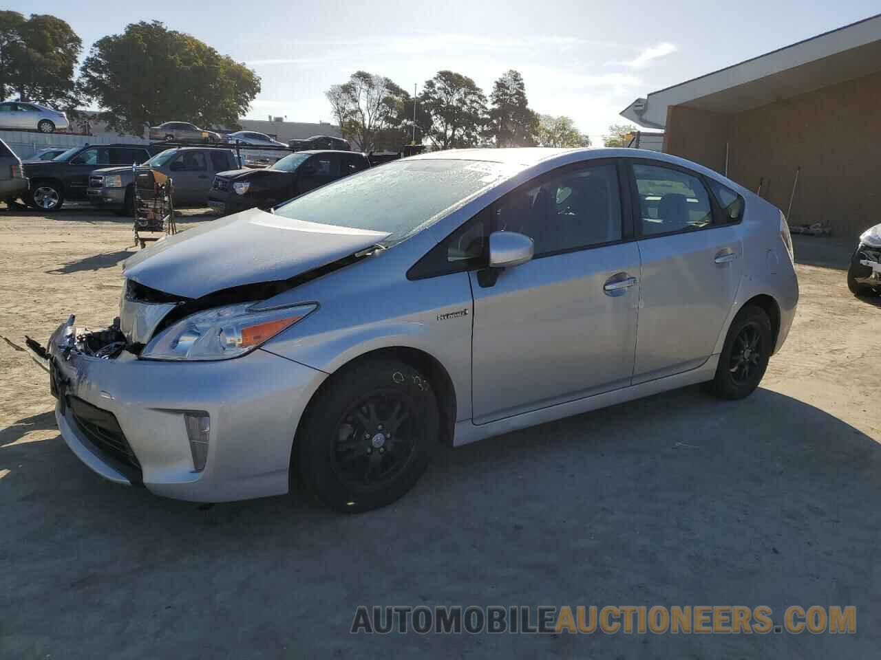 JTDKN3DU6F0475363 TOYOTA PRIUS 2015