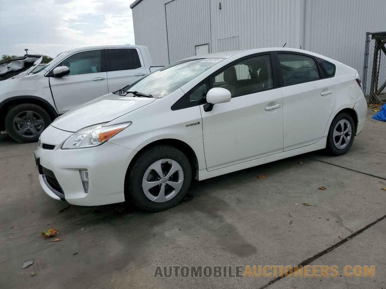 JTDKN3DU6F0479445 TOYOTA PRIUS 2015