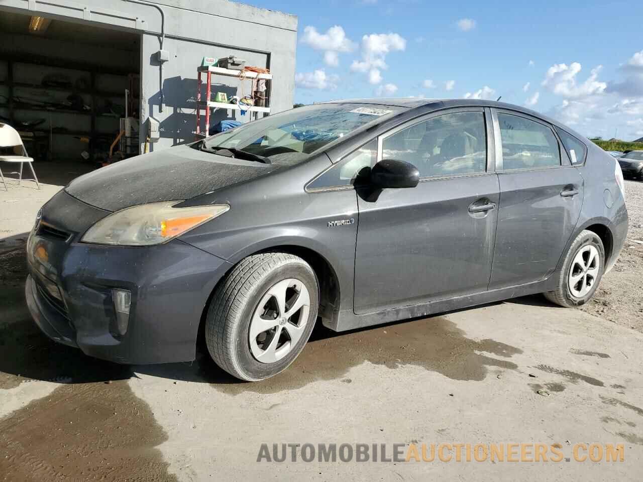 JTDKN3DU6F0482328 TOYOTA PRIUS 2015