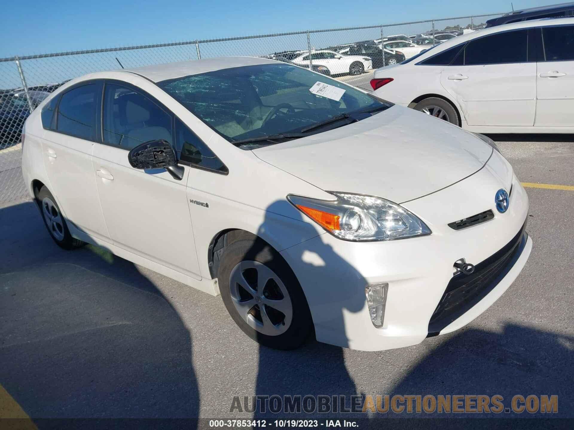 JTDKN3DU6F0483821 TOYOTA PRIUS 2015