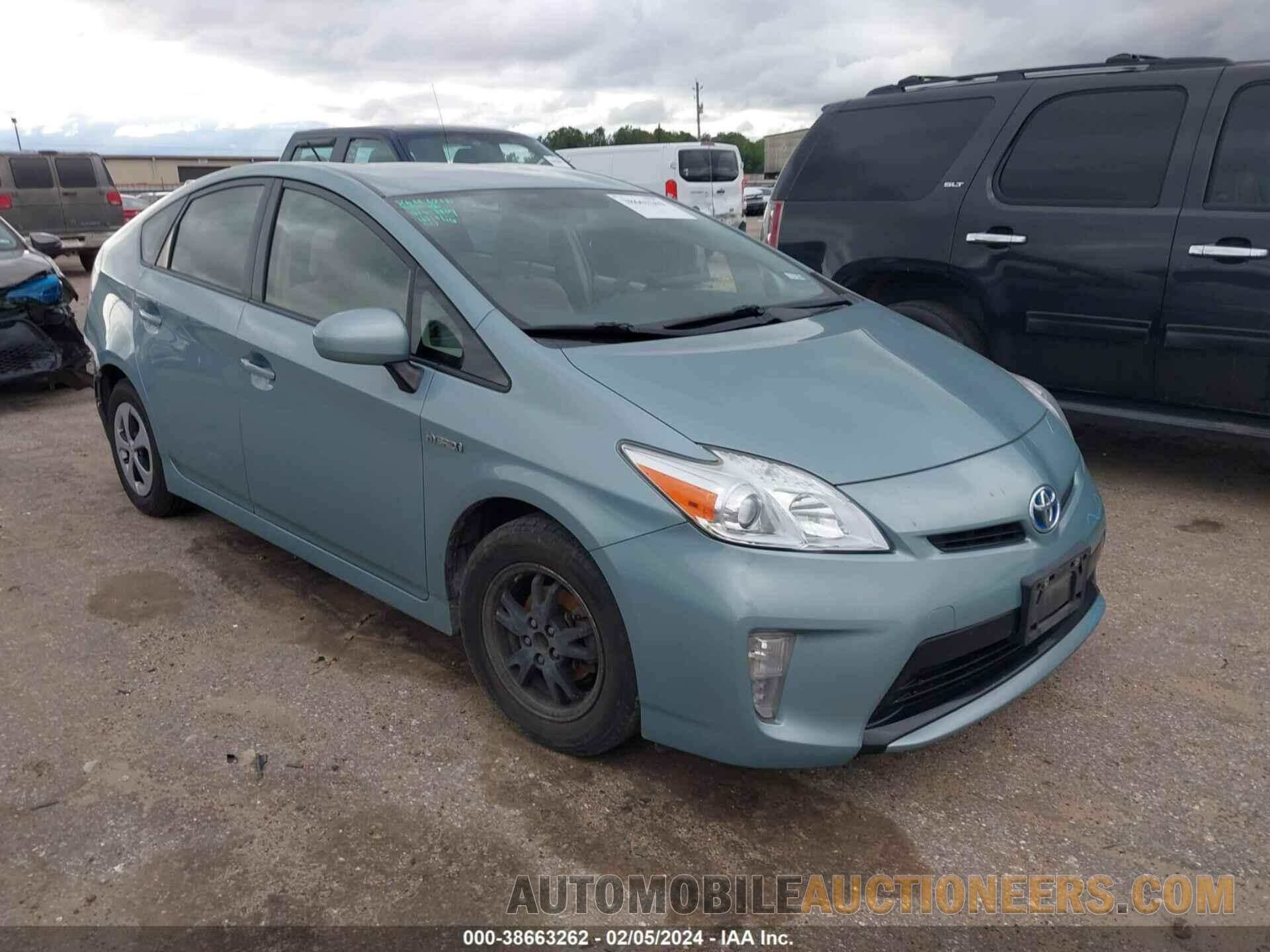 JTDKN3DU6F1867124 TOYOTA PRIUS 2015