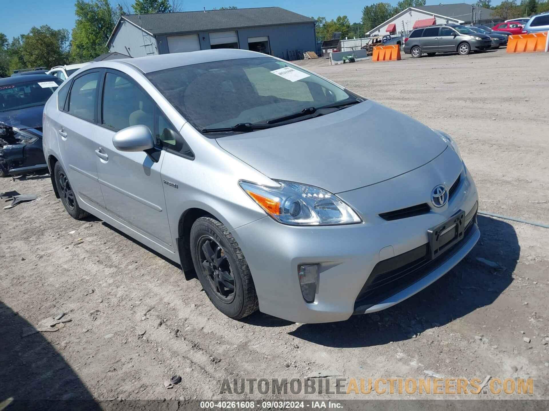 JTDKN3DU6F1883016 TOYOTA PRIUS 2015