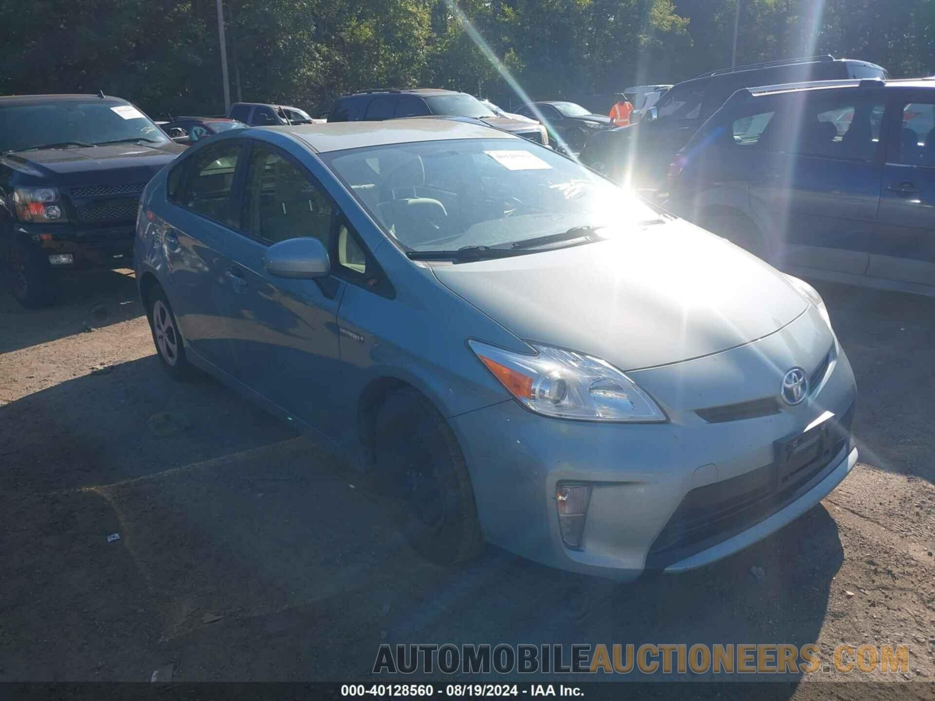 JTDKN3DU6F1897594 TOYOTA PRIUS 2015