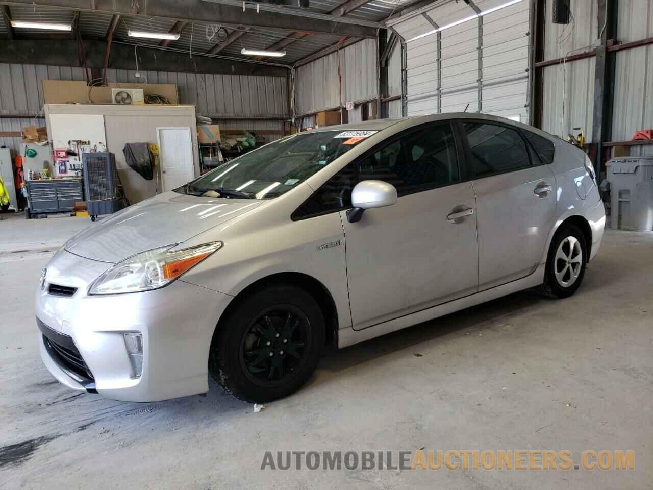 JTDKN3DU6F1900171 TOYOTA PRIUS 2015