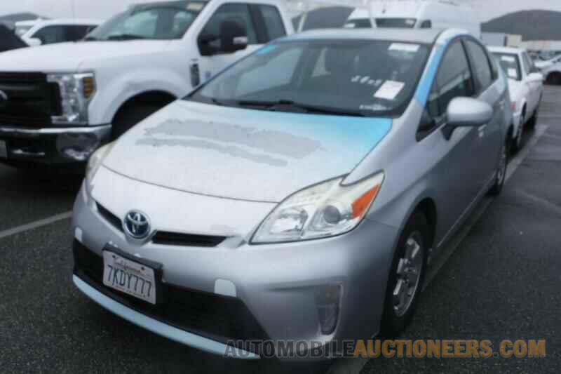 JTDKN3DU6F1914586 Toyota Prius 2015