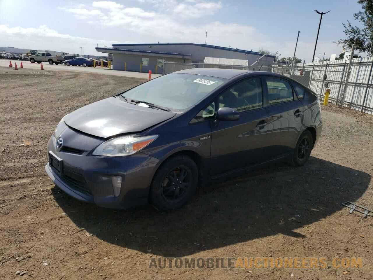 JTDKN3DU6F1926429 TOYOTA PRIUS 2015