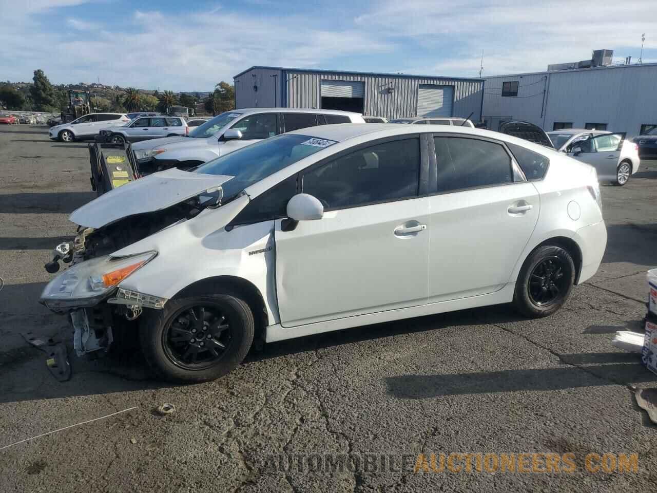 JTDKN3DU6F1927211 TOYOTA PRIUS 2015