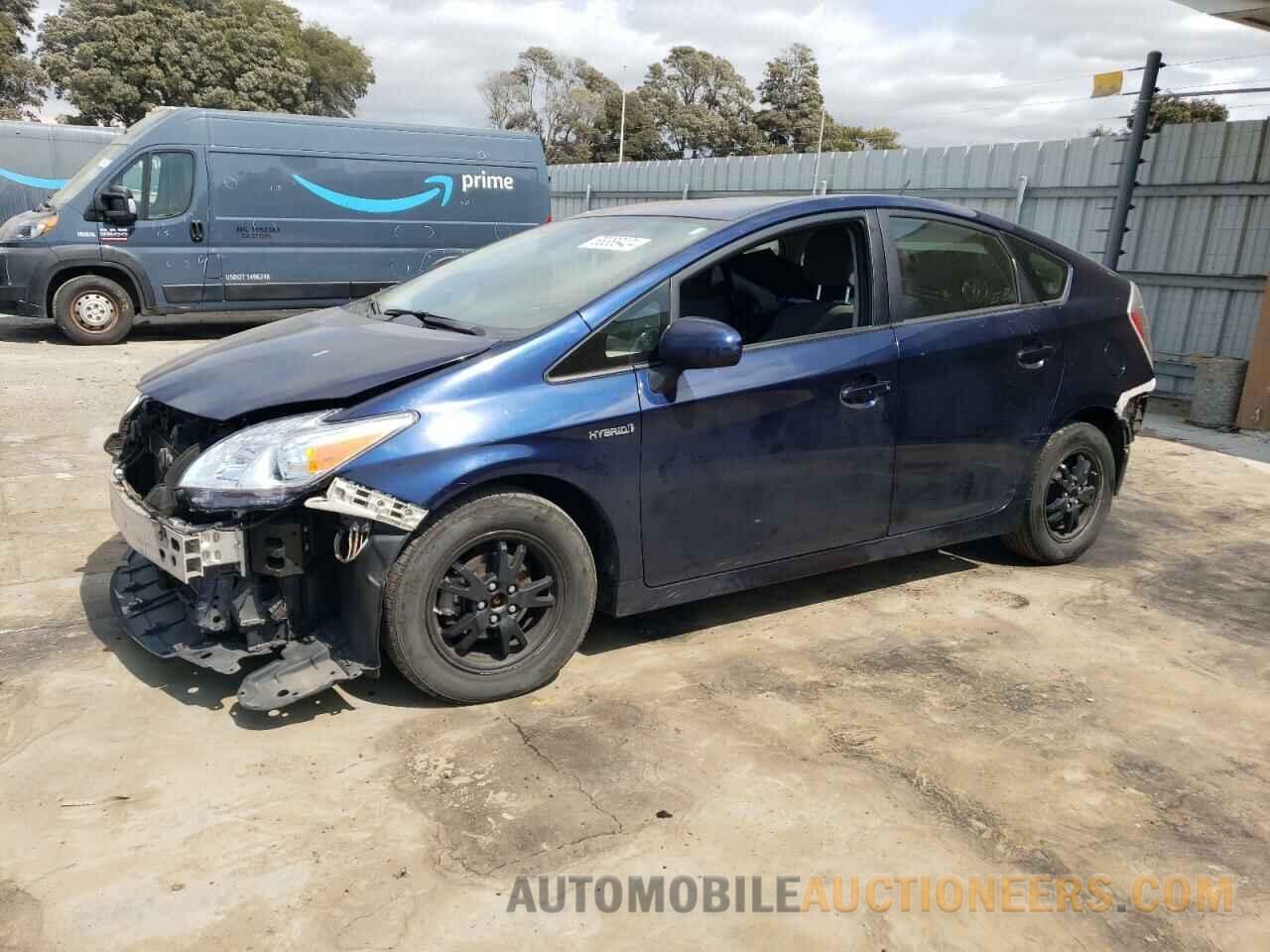 JTDKN3DU6F1932716 TOYOTA PRIUS 2015