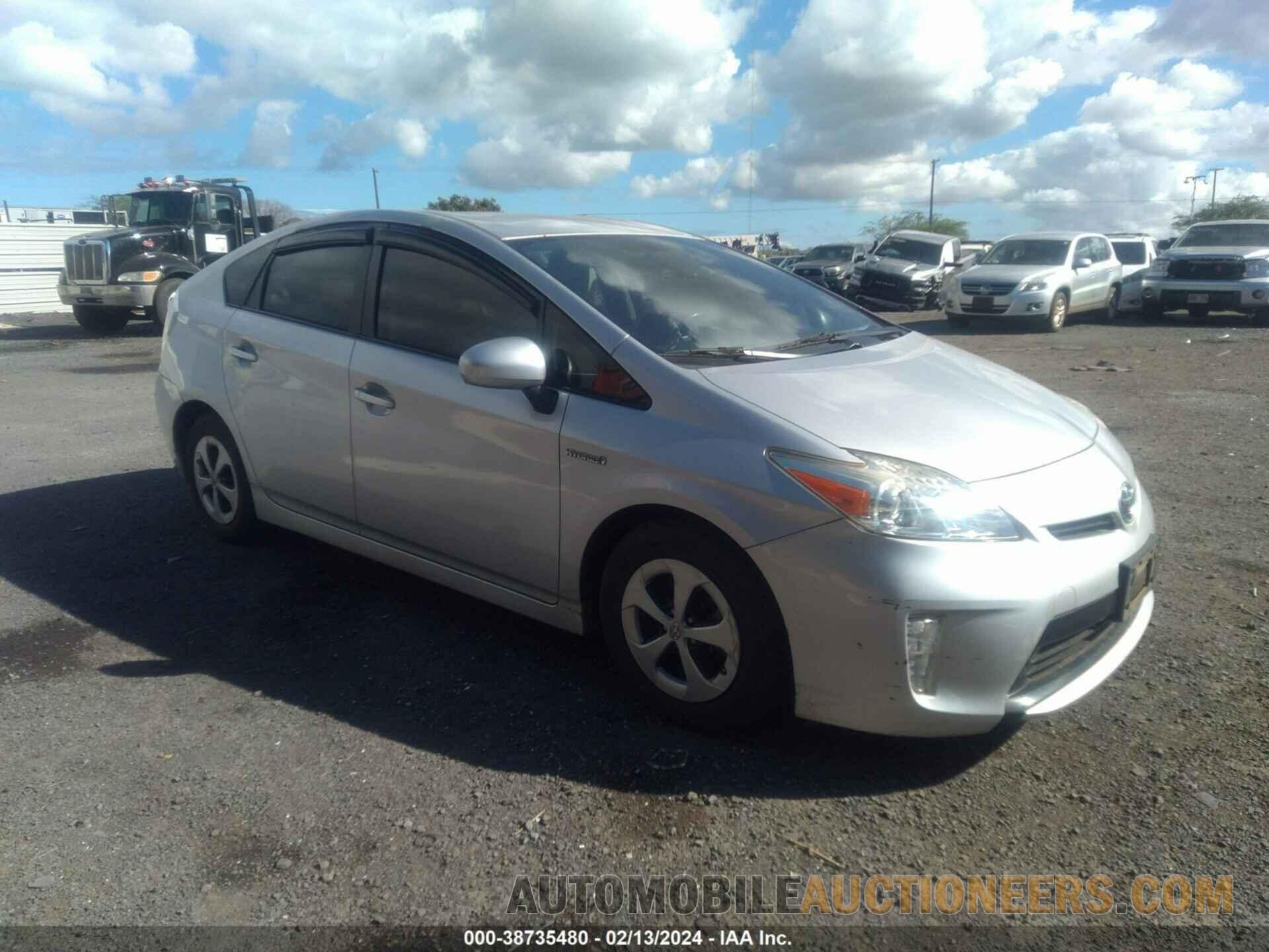 JTDKN3DU6F1933834 TOYOTA PRIUS 2015