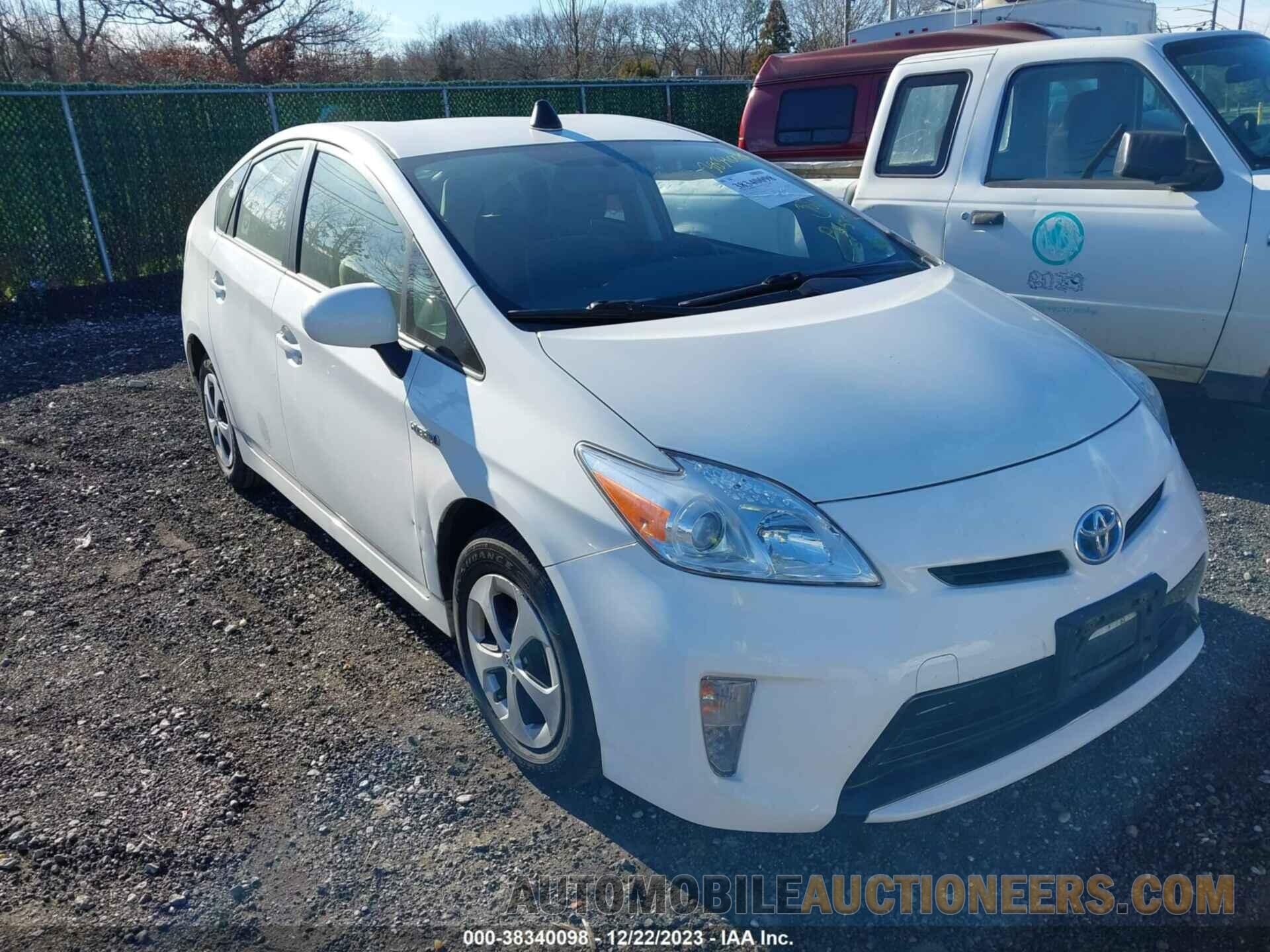 JTDKN3DU6F1953176 TOYOTA PRIUS 2015