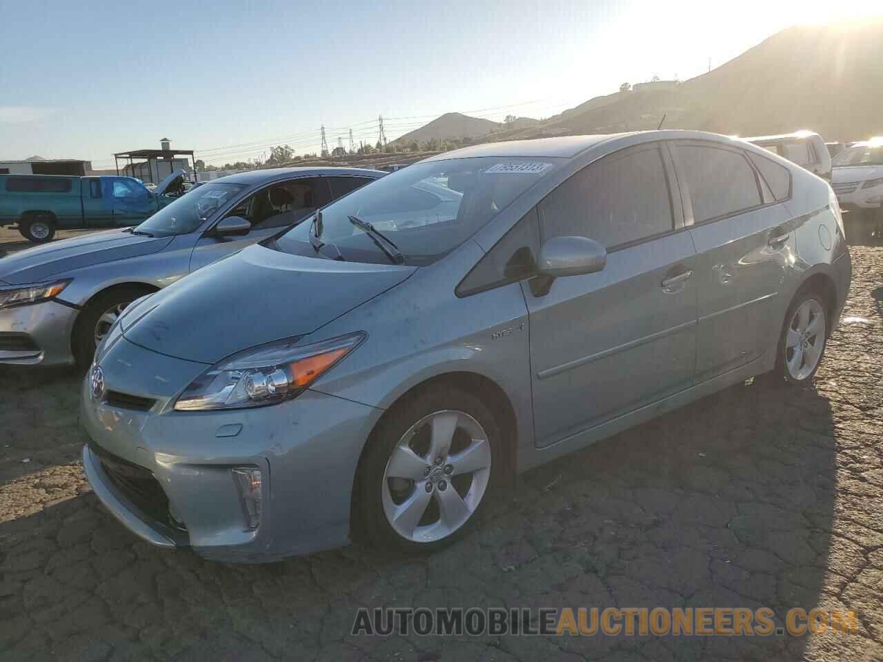 JTDKN3DU6F1985769 TOYOTA PRIUS 2015