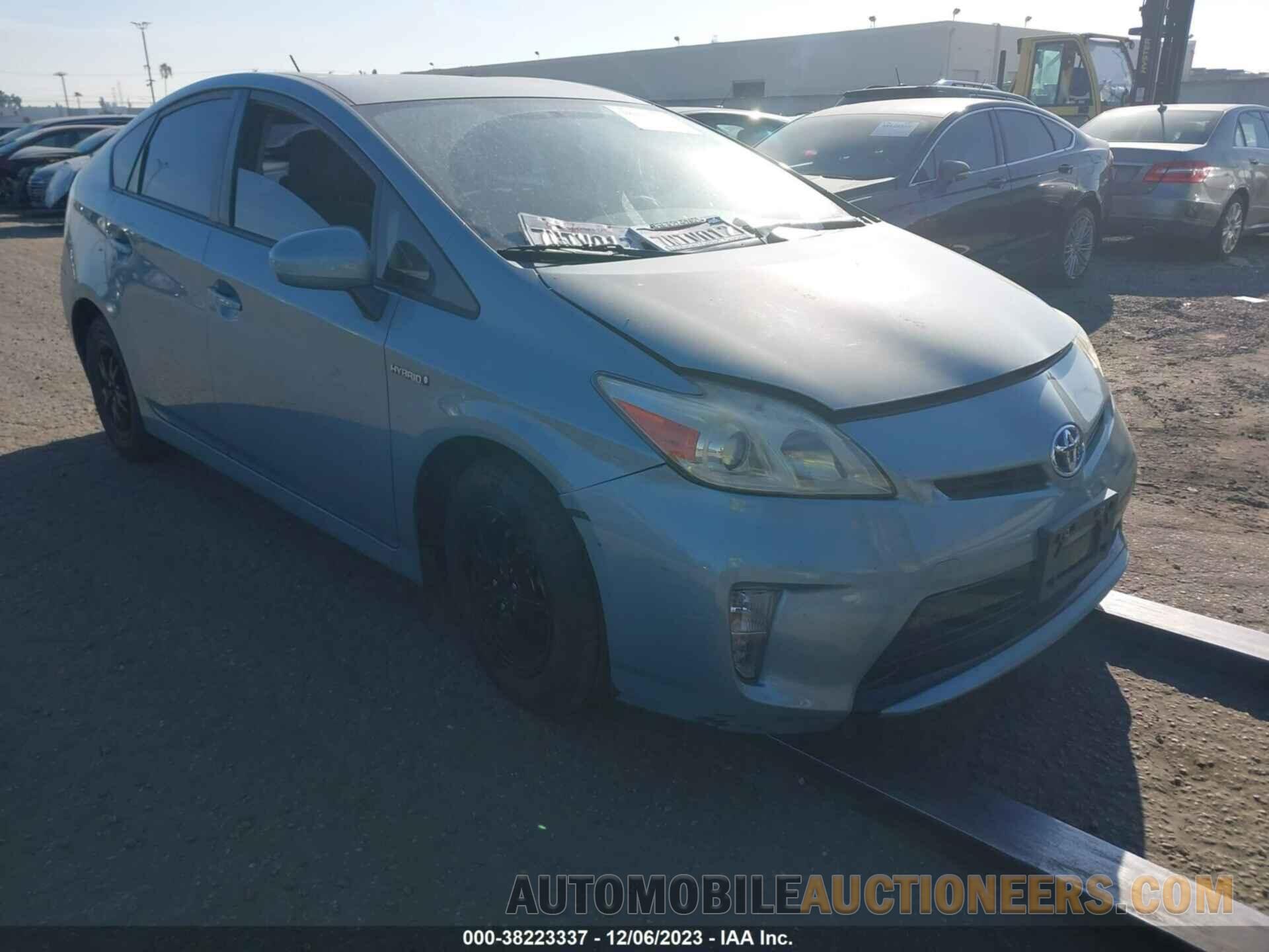 JTDKN3DU6F1985805 TOYOTA PRIUS 2015