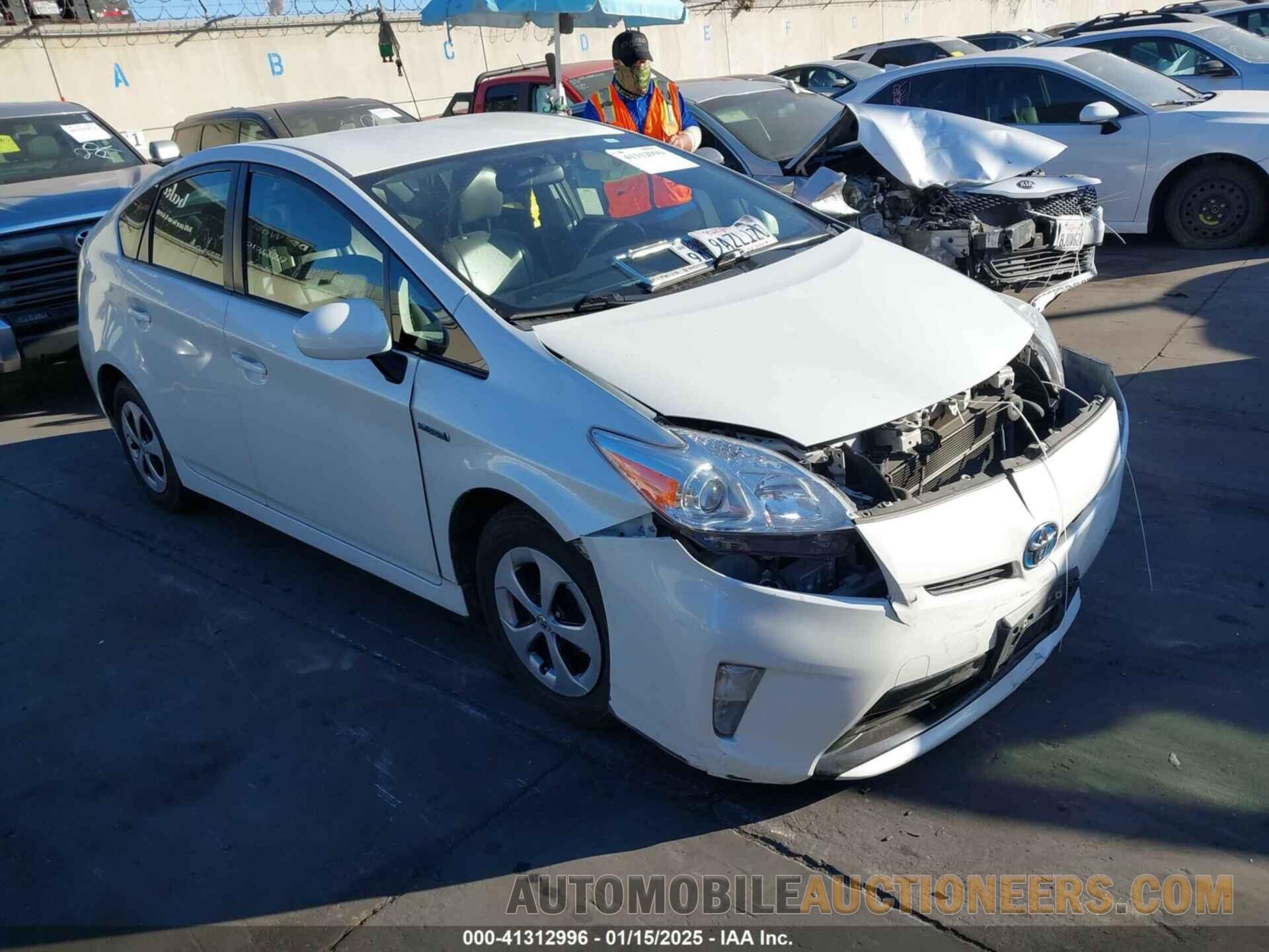 JTDKN3DU6F1987778 TOYOTA PRIUS 2015