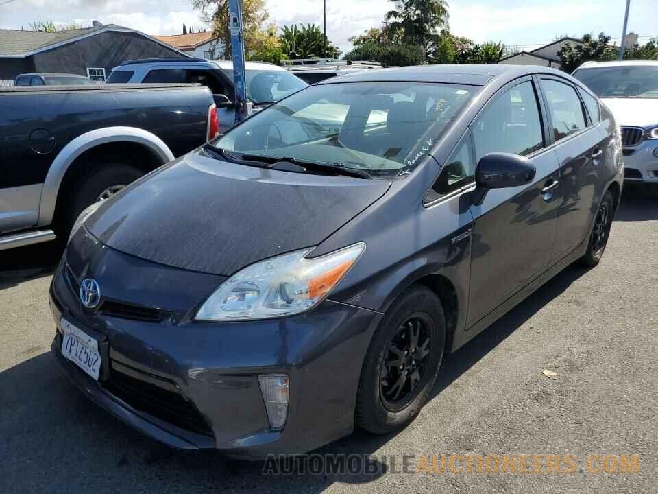 JTDKN3DU6F1998098 Toyota Prius 2015