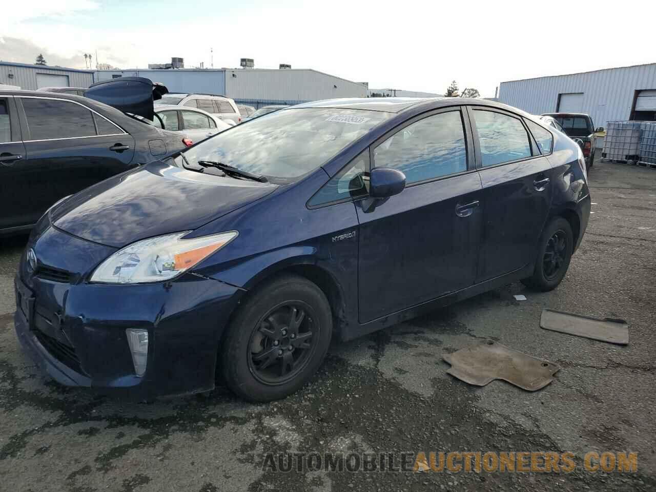 JTDKN3DU6F2001093 TOYOTA PRIUS 2015