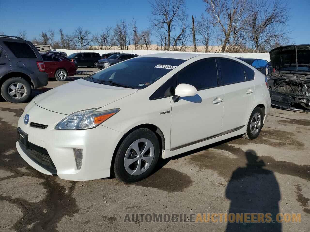 JTDKN3DU7E1736928 TOYOTA PRIUS 2014