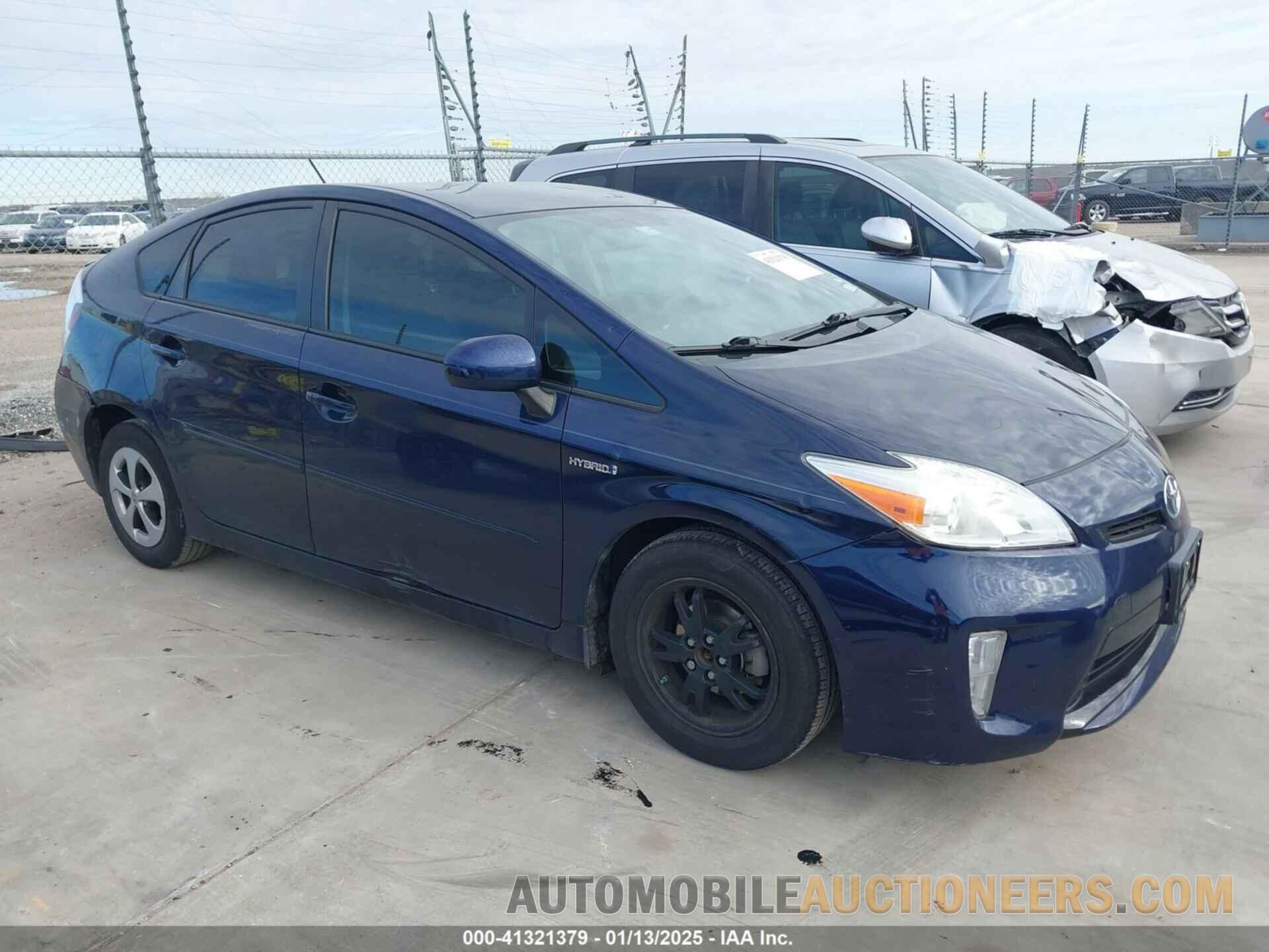 JTDKN3DU7E1740977 TOYOTA PRIUS 2014